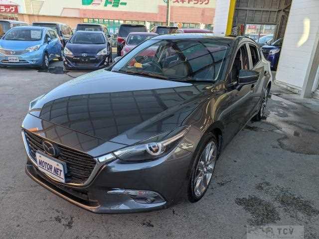 2016 Mazda Axela