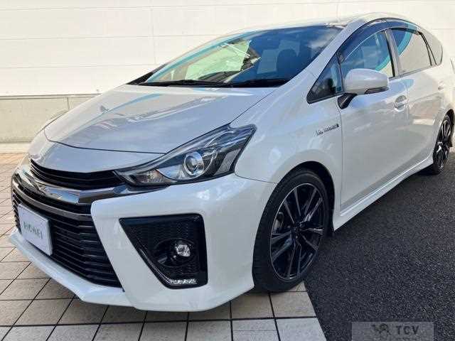 2015 Toyota PRIUS α