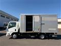 2011 Isuzu Elf Truck