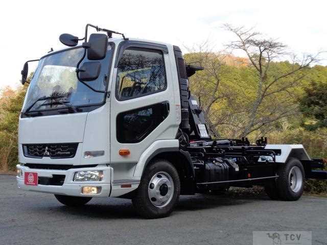 2025 Mitsubishi Fuso Fighter