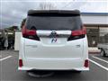 2015 Toyota Alphard Hybrid