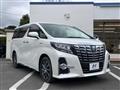2015 Toyota Alphard Hybrid