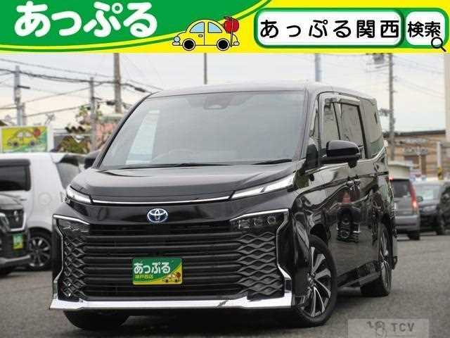 2022 Toyota Voxy