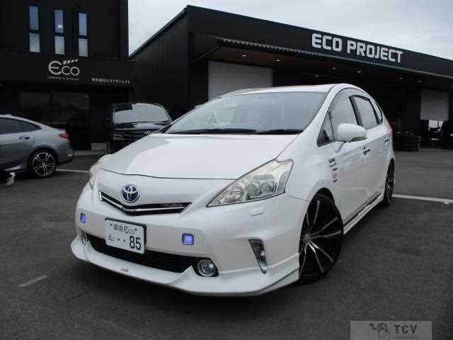 2013 Toyota PRIUS α