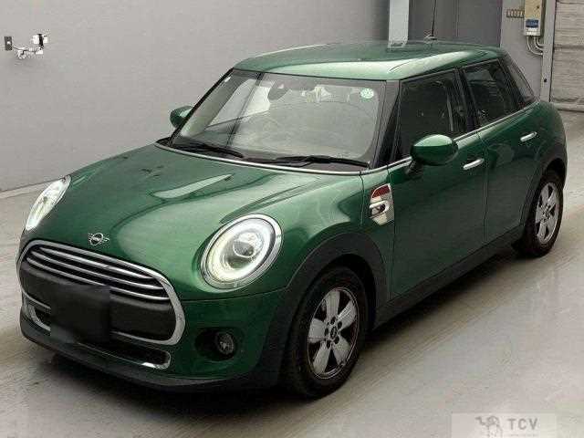2021 BMW MINI
