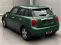 2021 BMW MINI