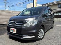 2014 Honda Step WGN