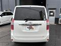 2008 Toyota Noah