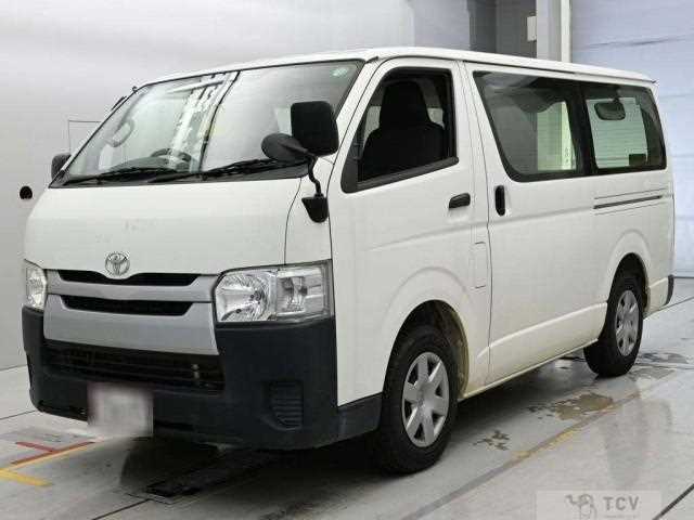 2014 Toyota Regiusace Van