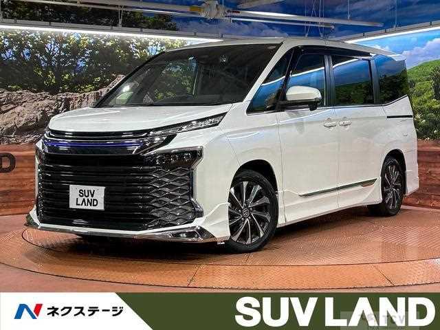 2023 Toyota Voxy