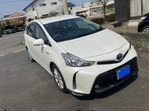 2014 Toyota PRIUS α