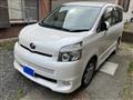 2008 Toyota Voxy