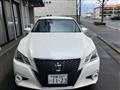 2013 Toyota Crown Hybrid
