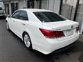 2013 Toyota Crown Hybrid