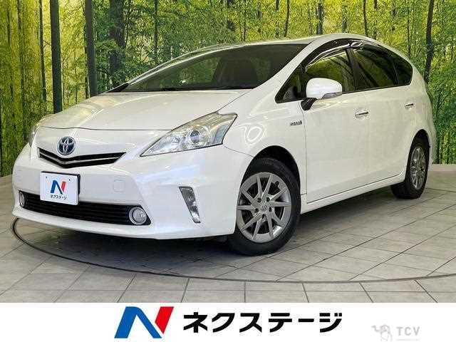 2013 Toyota PRIUS α