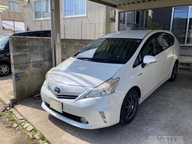 2012 Toyota PRIUS α