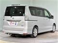 2013 Nissan Serena
