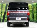 2019 Mitsubishi Delica D5