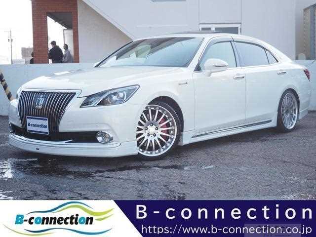 2015 Toyota Crown Majesta