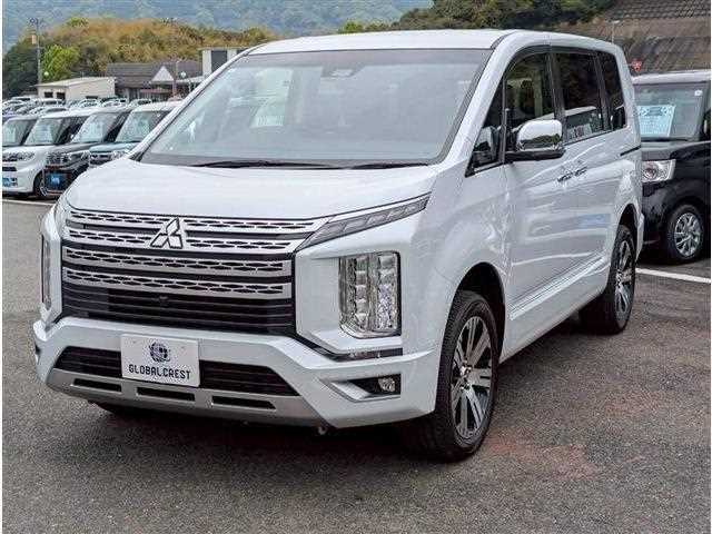 Mitsubishi Delica D5 2025 — фото 4 купить в Москве