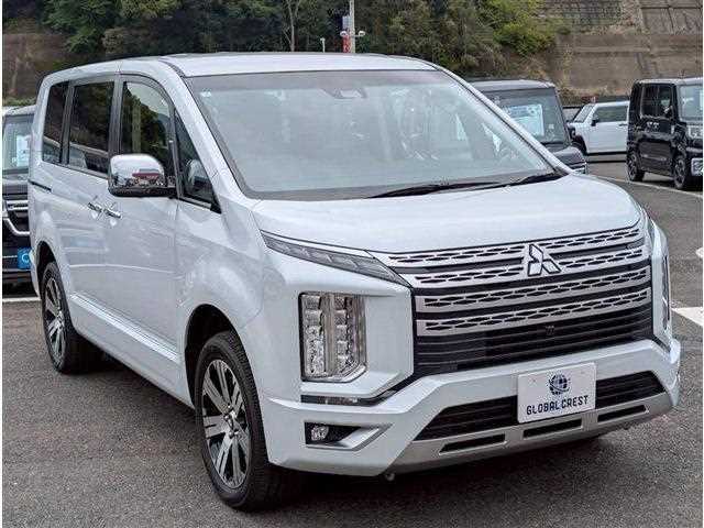 Mitsubishi Delica D5 2025 — фото 6 купить в Москве