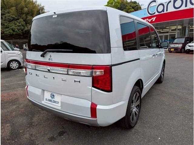 Mitsubishi Delica D5 2025 — фото 7 купить в Москве