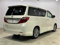 2013 Toyota Alphard G