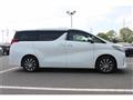 2017 Toyota Alphard G