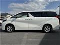 2022 Toyota Alphard Hybrid