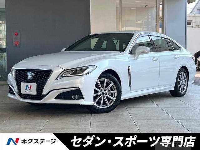 2022 Toyota Crown Hybrid