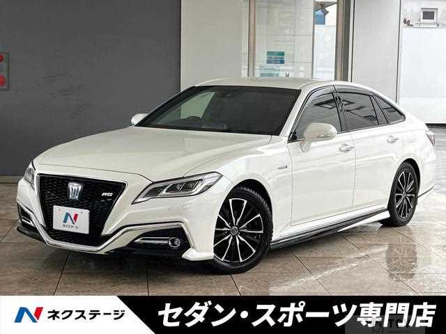 2019 Toyota Crown Hybrid