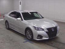 2016 Toyota Crown Hybrid