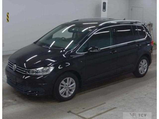 2021 Volkswagen Golf Touran