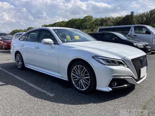 2021 Toyota Crown Hybrid