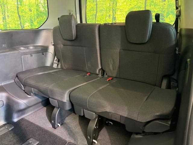 Nissan Serena 2025 — миниатюра 11