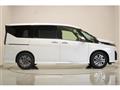 2025 Nissan Serena