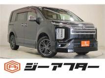 2019 Mitsubishi Delica D5