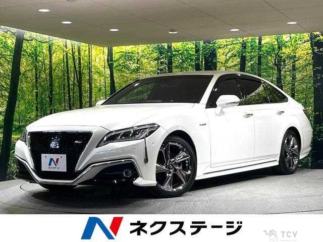 2019 Toyota Crown Hybrid