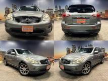 2009 Nissan SKYLINE CROSSOVER