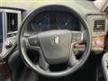 2015 Toyota Crown Hybrid