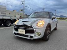 2021 BMW MINI