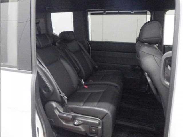 Honda Step WGN 2025 — миниатюра 8