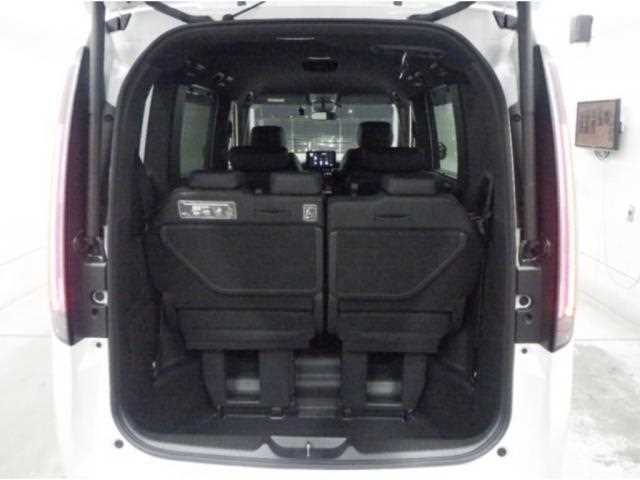 Honda Step WGN 2025 — миниатюра 9