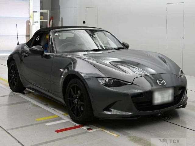 2023 Mazda Roadster
