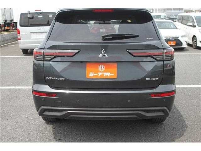 Mitsubishi Outlander M 4WD 2024 — миниатюра 9