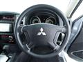 2014 Mitsubishi Pajero