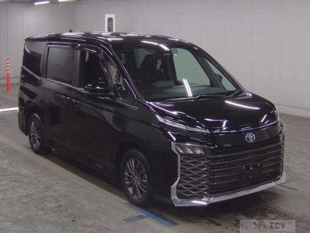 2023 Toyota Voxy