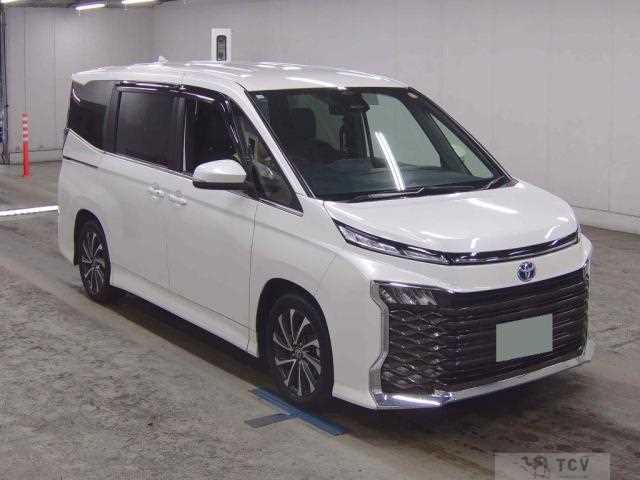 2023 Toyota Voxy