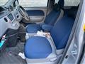 2004 Toyota Sienta