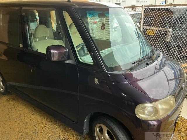 2004 Daihatsu Tanto